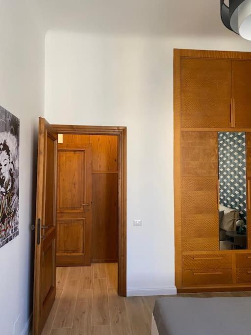 Trastevere Design Apartment Roma Esterno foto